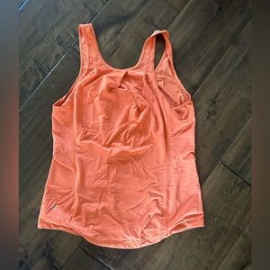 Lulu lemon tank